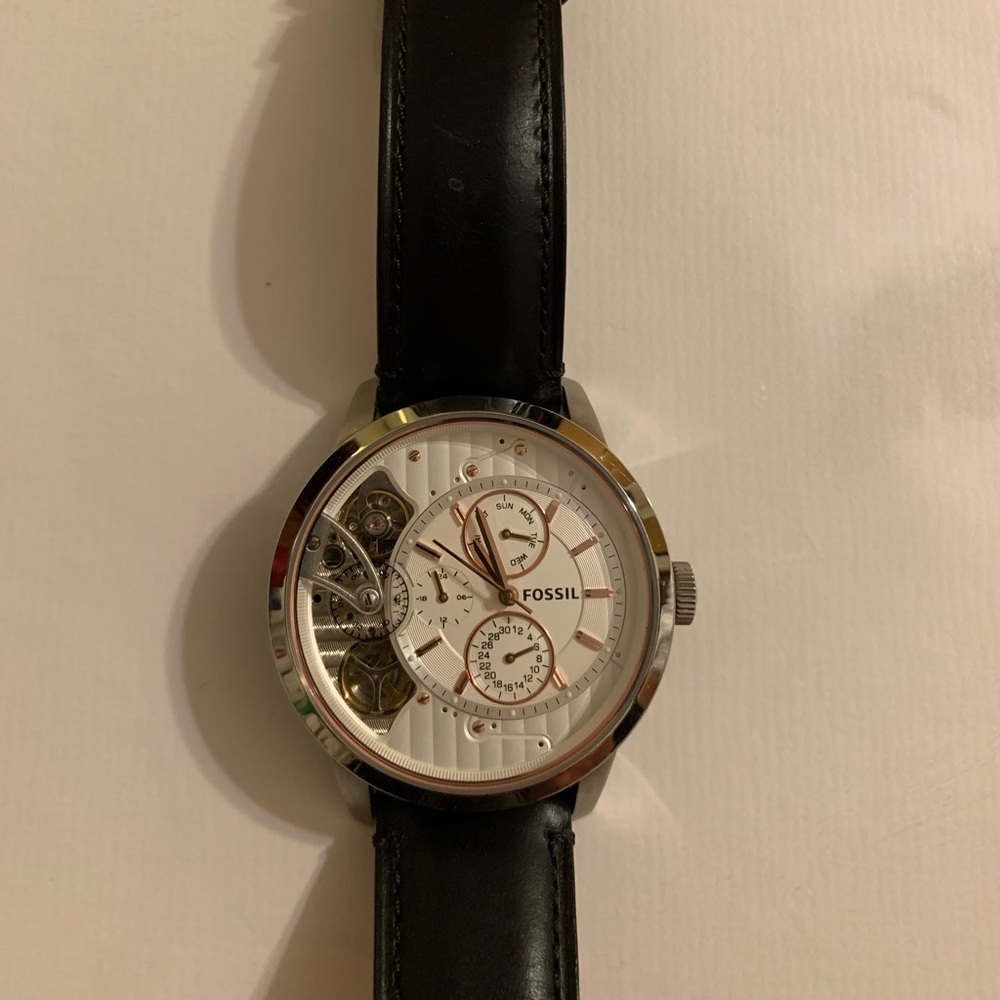 Automatic fossil watch